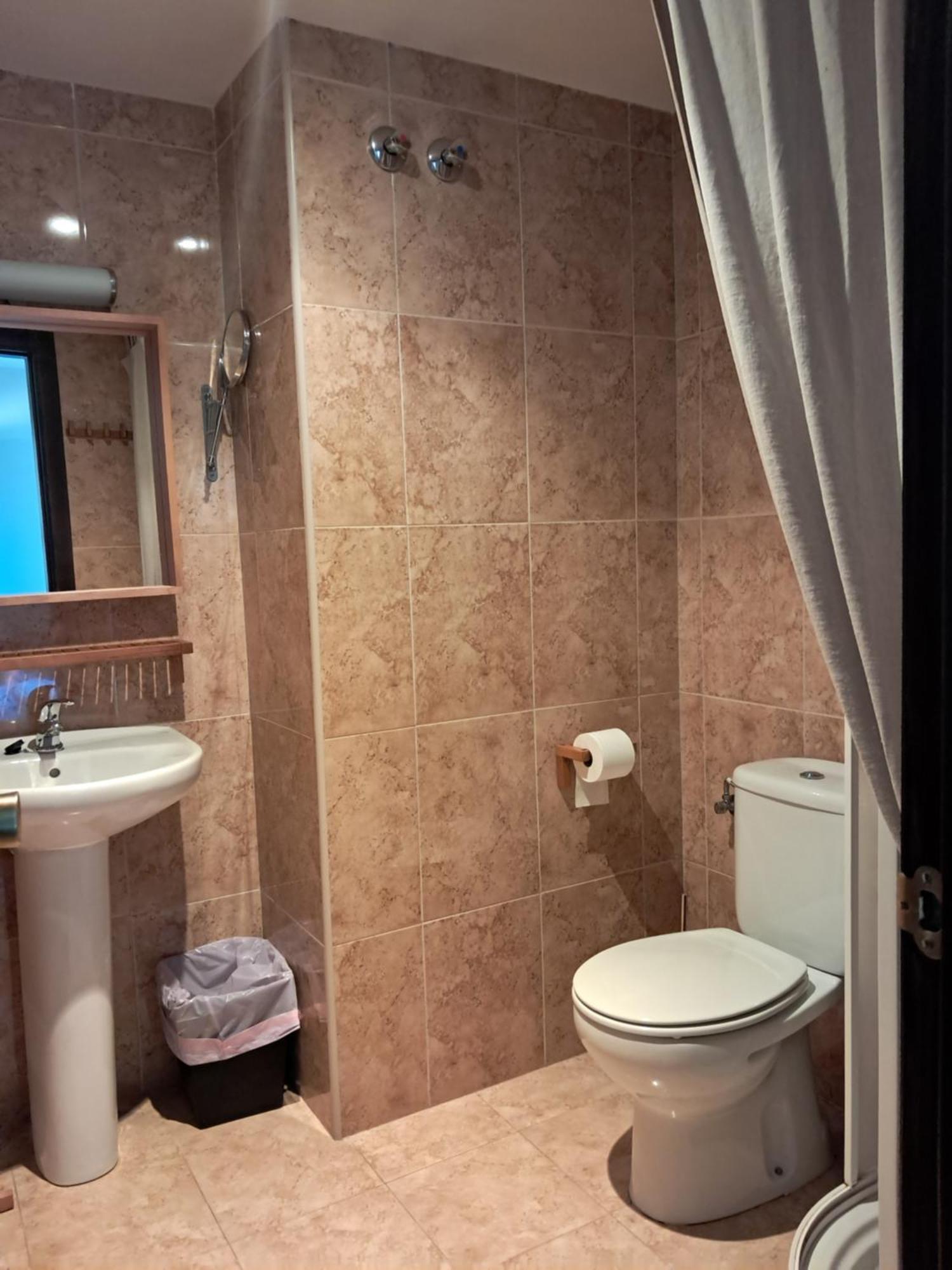 Cabraberry Hotel Cabra de Mora Екстериор снимка